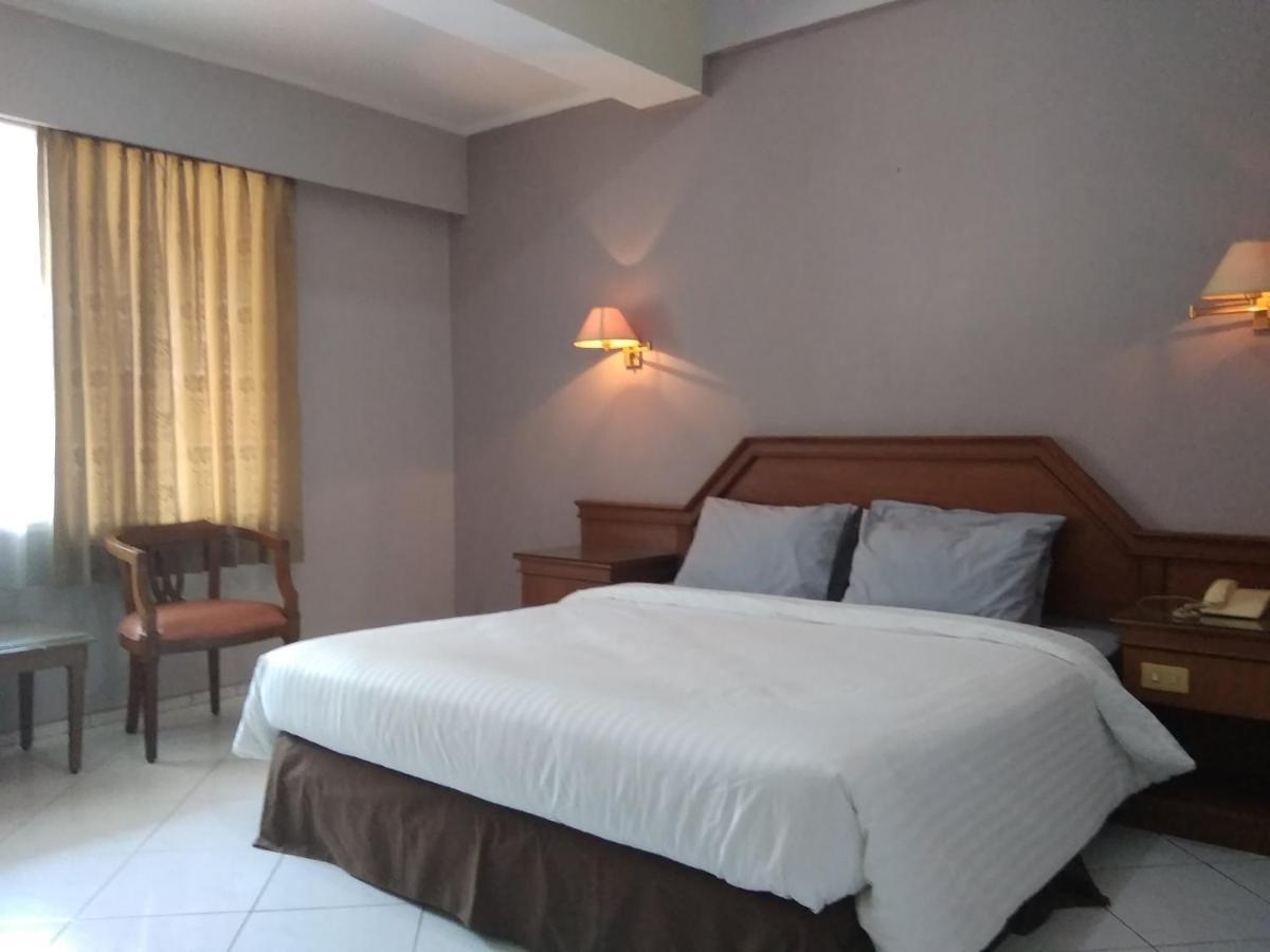 K-Style Eco Hotel Джакарта Экстерьер фото
